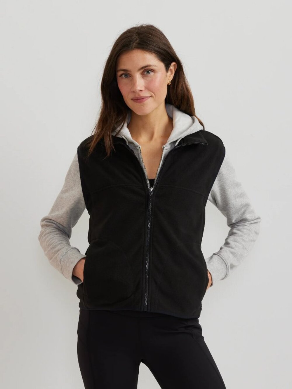 Eddie Bauer Women's Black Quest Sleeveless Full-Zip Fleece Vest Size L